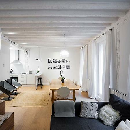 Apartamento minimalista en el corazón de Bilbao Exterior foto