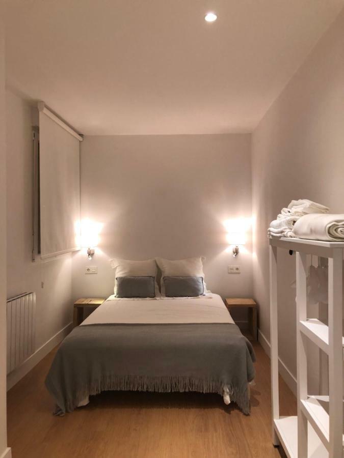Apartamento minimalista en el corazón de Bilbao Exterior foto