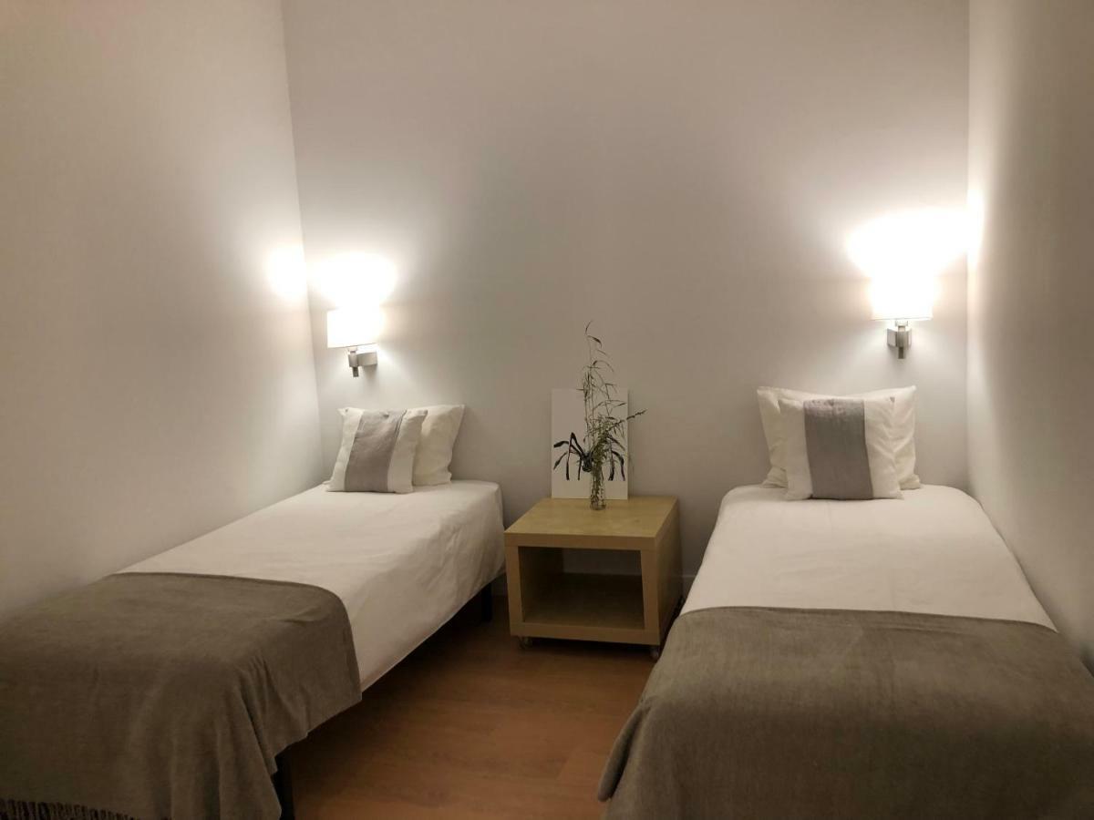 Apartamento minimalista en el corazón de Bilbao Exterior foto